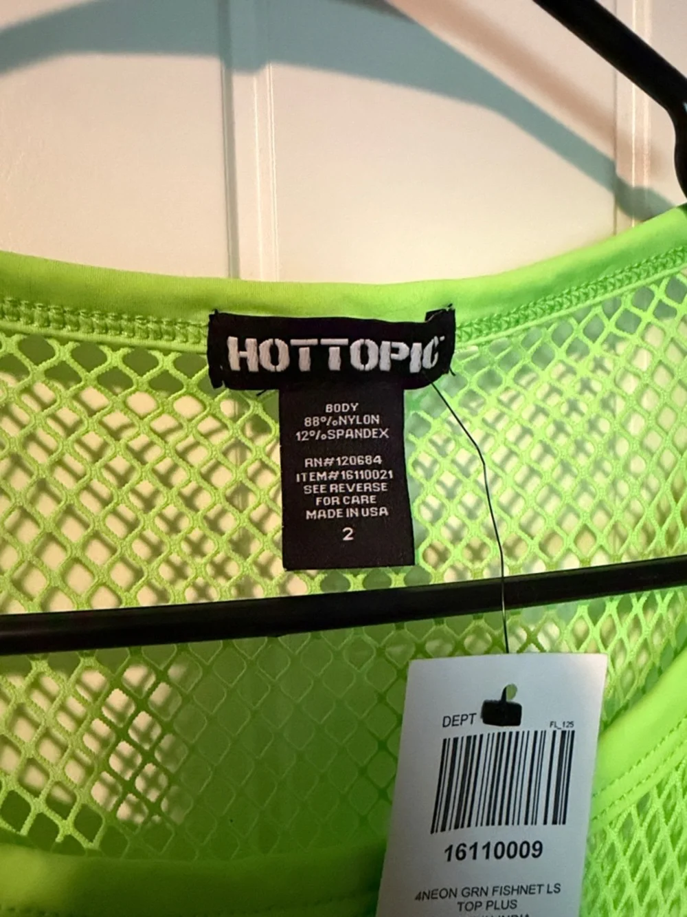 Hot Topic Neon Green Fishnet Long Sleeve Shirt Plus Size - Picture 3 of 4